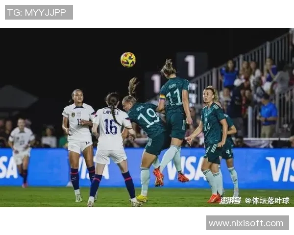 足球四大天王的传奇对决与荣耀时刻解析 足球四大天王的传奇对决与荣耀时刻解析