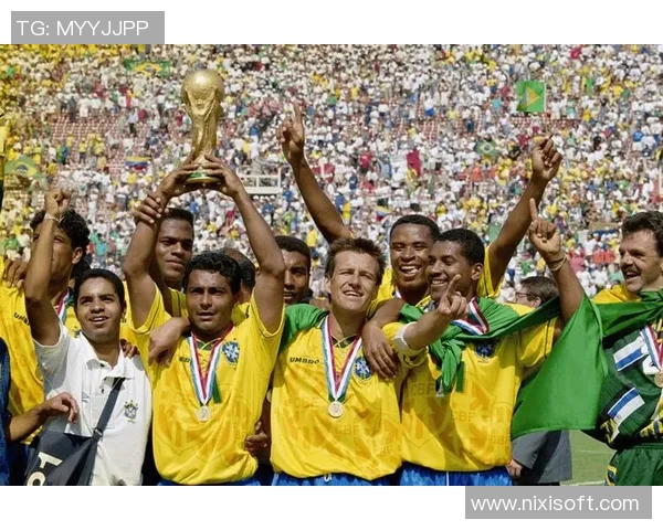 2024年足球球星精美挂历全面呈现世界绿茵巨星风采